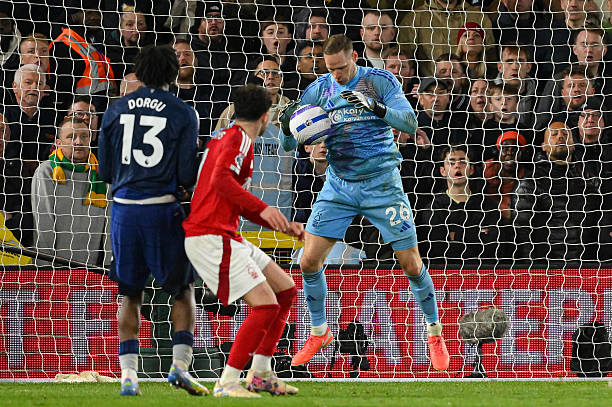 平的赛事中 平的赛事中